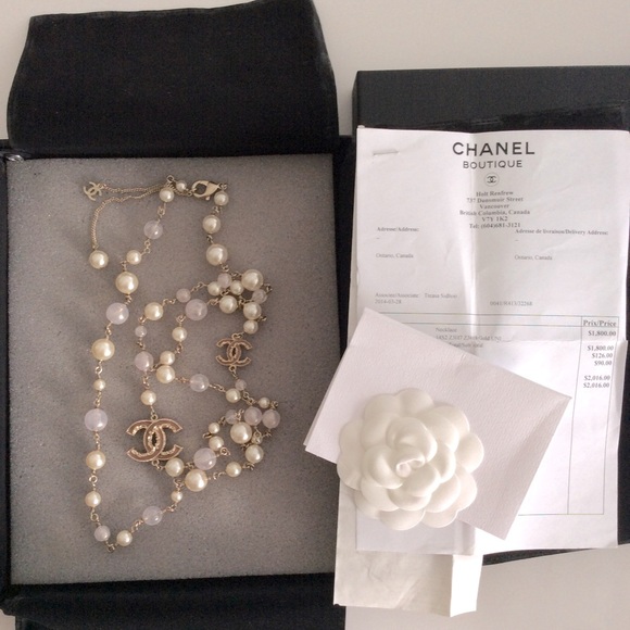 CHANEL Jewelry - Authentic Chanel necklace